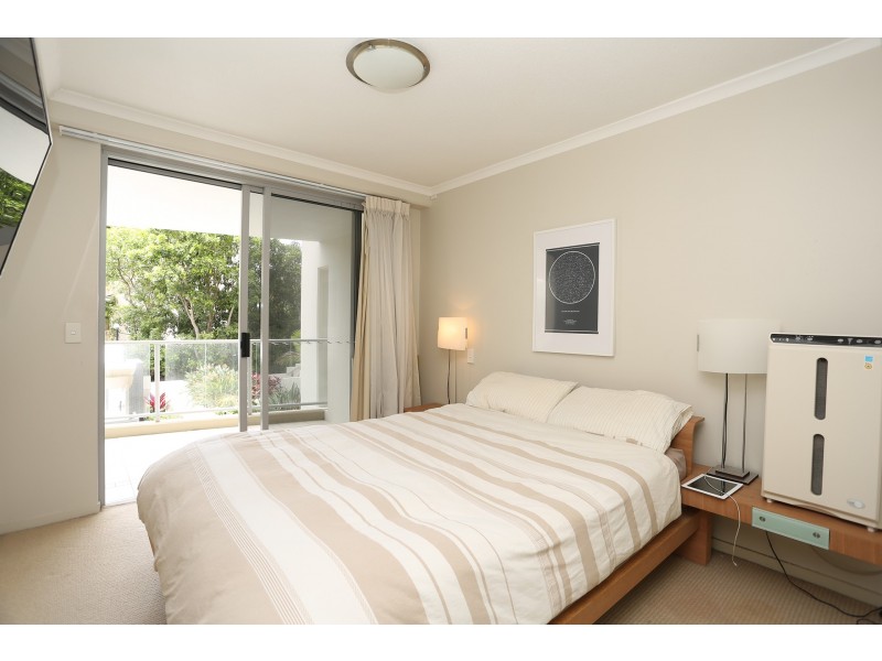 325/21 Cypress Avenue, Surfers Paradise QLD 4217