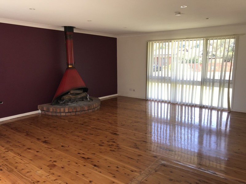 15 Ballantrae, St Andrews NSW 2566