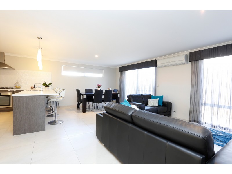 8B Holywell Street, South Bunbury WA 6230