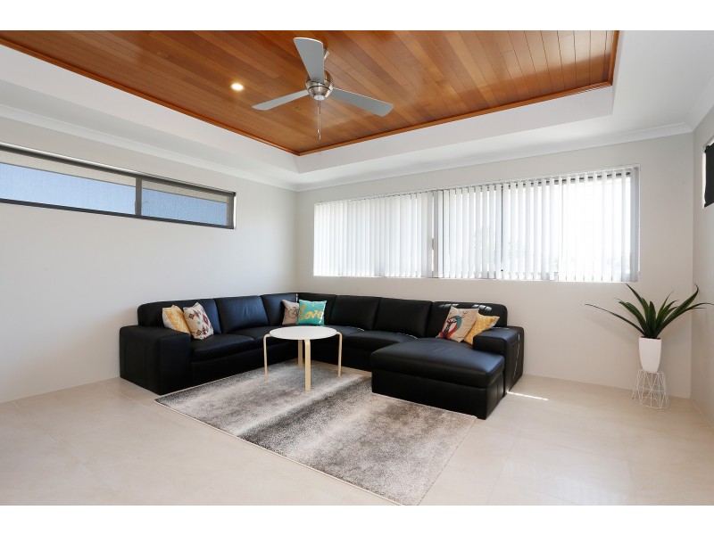 8B Holywell Street, South Bunbury WA 6230