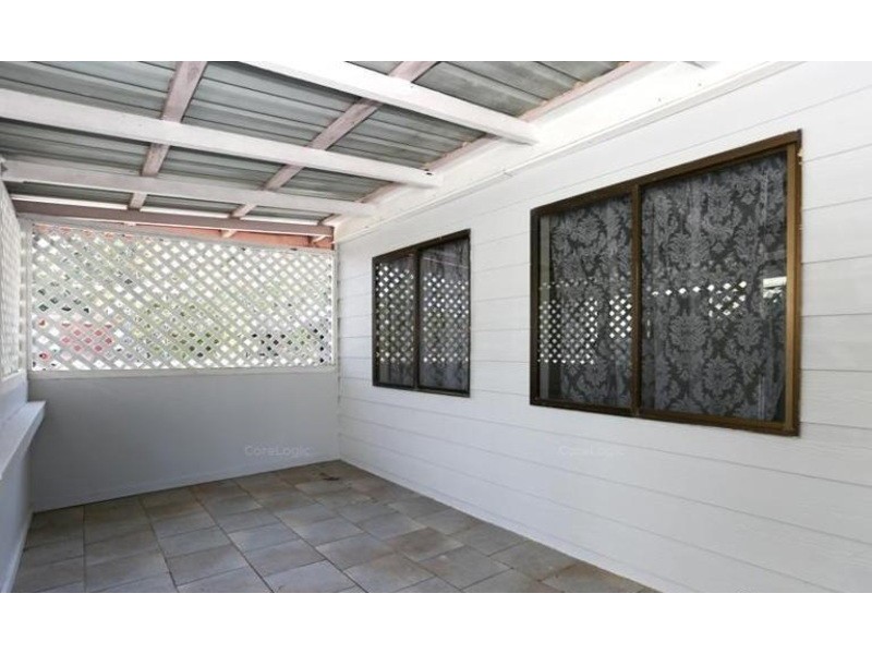 12 Pelican Street, Slade Point QLD 4740