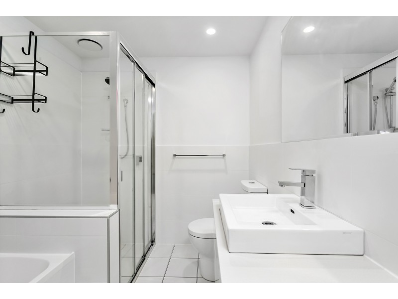 604/27 Atchison Street, Wollongong NSW 2500