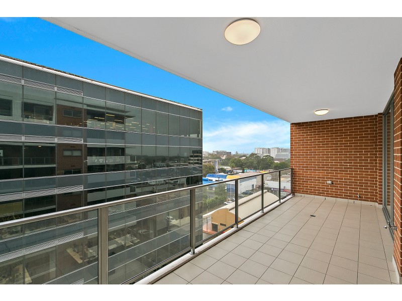 604/27 Atchison Street, Wollongong NSW 2500