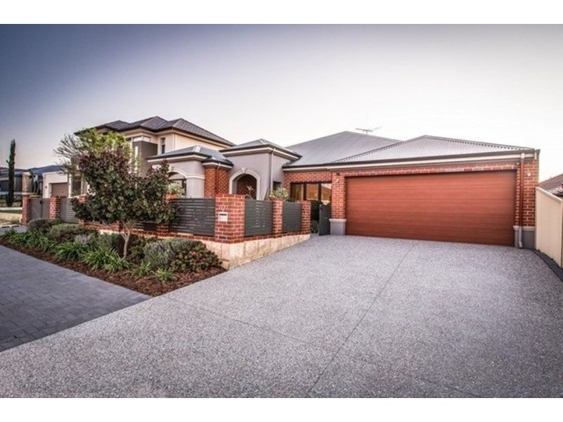 17 Wicklow Circle, Darch WA 6065