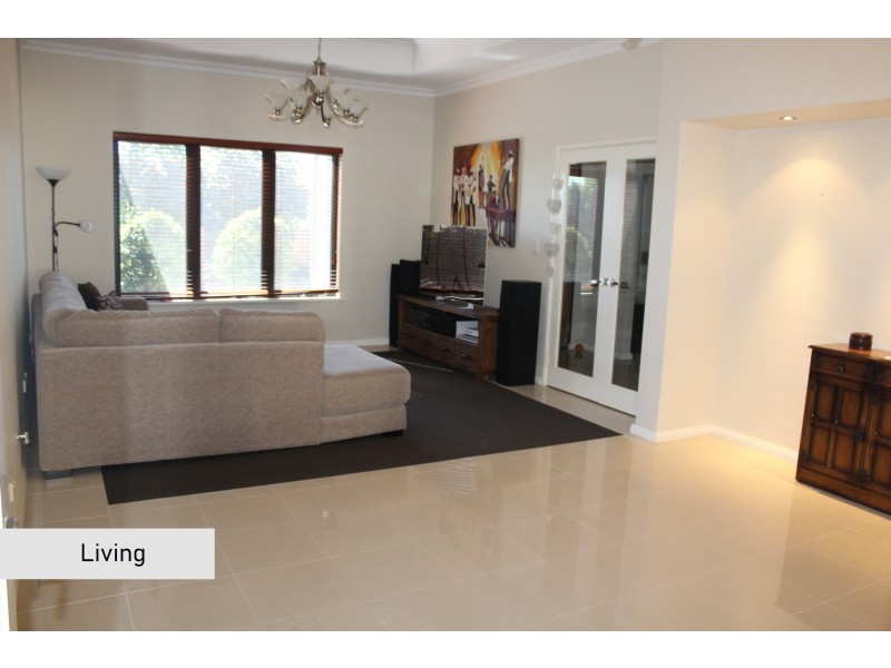 17 Wicklow Circle, Darch WA 6065