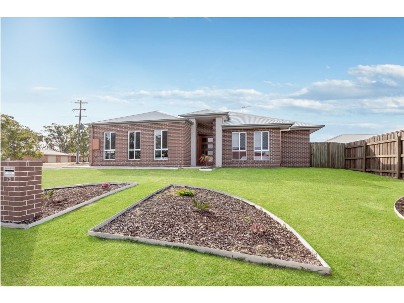 75 Barlow Street, Cranley QLD 4350