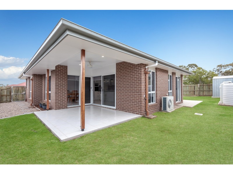 75 Barlow Street, Cranley QLD 4350