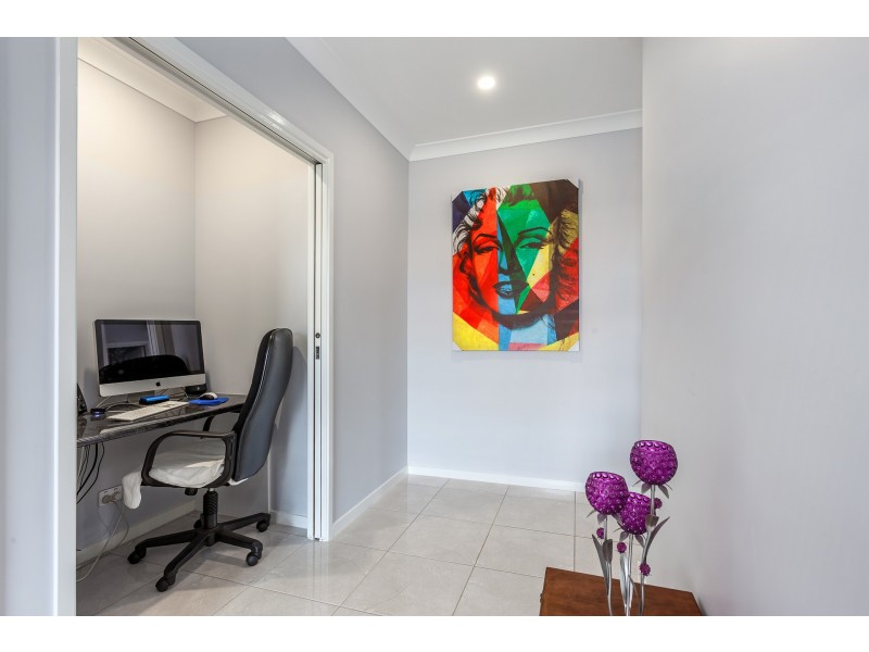 75 Barlow Street, Cranley QLD 4350