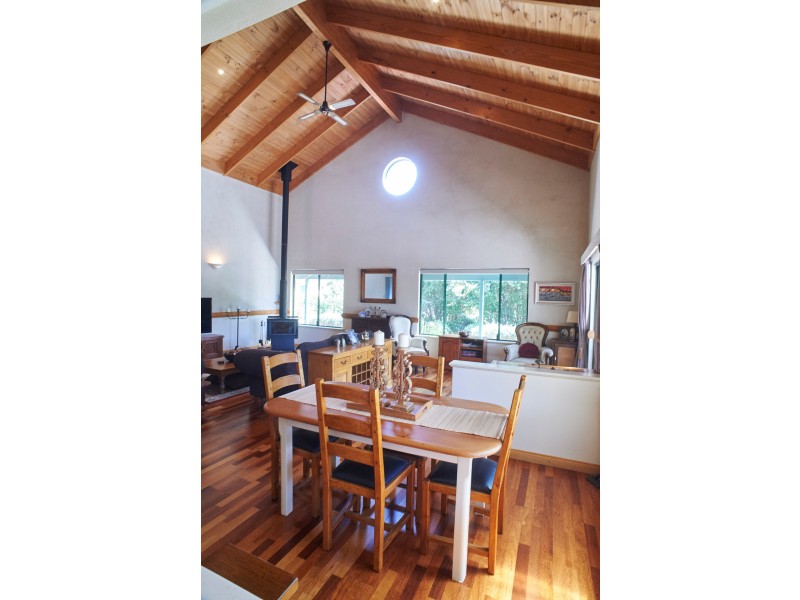 15 Greenwood Drive, Willyung WA 6330