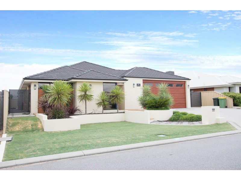 17 Torrens Loop, Millbridge WA 6232