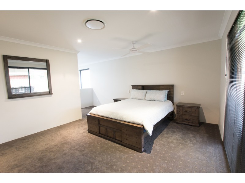 17 Torrens Loop, Millbridge WA 6232