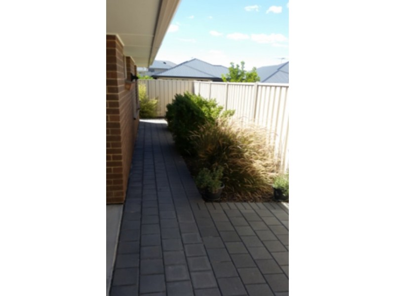 1 Woodrow Lane, Golden Grove SA 5125