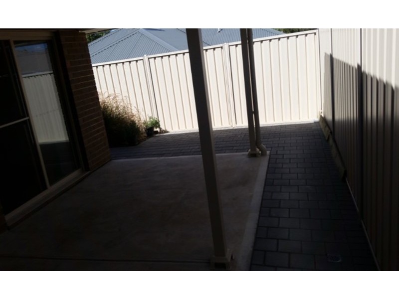 1 Woodrow Lane, Golden Grove SA 5125