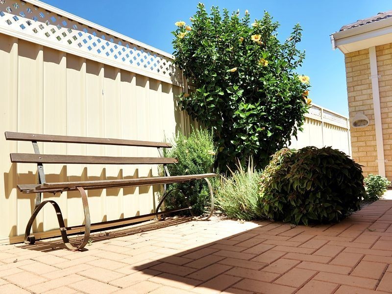 70 Caspian Drive, Wannanup WA 6210