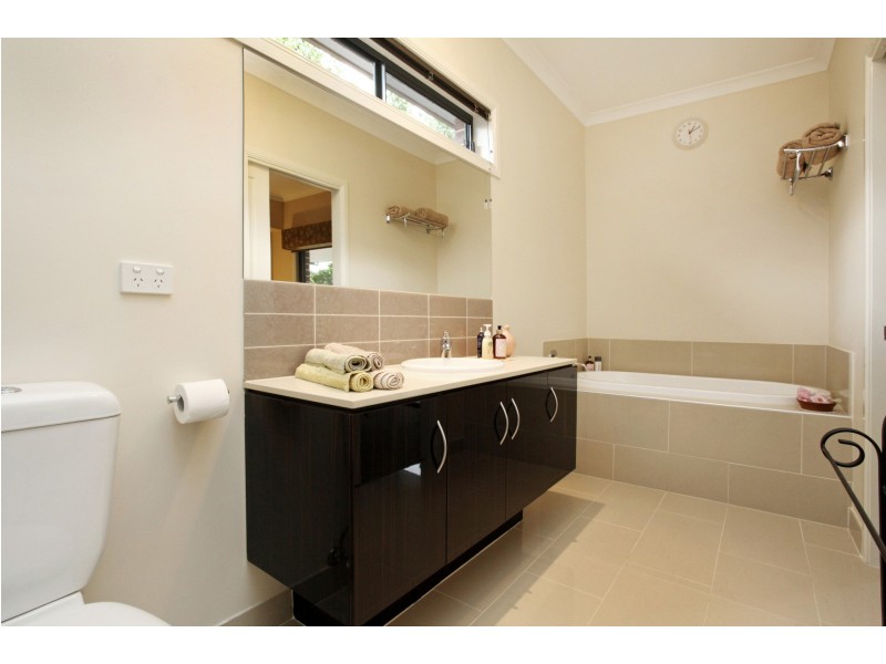 29 Positano Grove, Greenvale VIC 3059