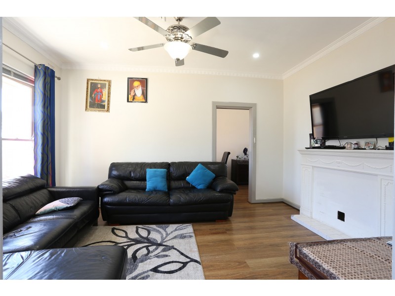 1 Holden Avenue, Woodville West SA 5011