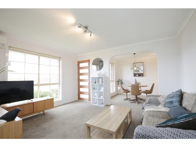 1/172 Thornhill Road, Highton VIC 3216