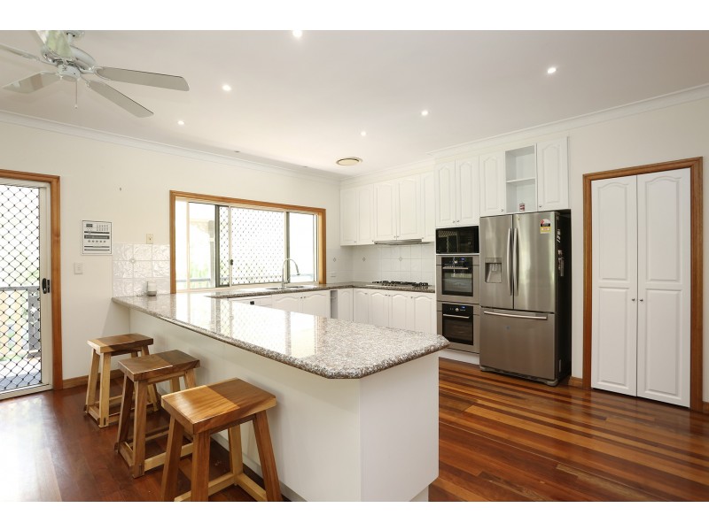 20 Warrego Way, Helensvale QLD 4212