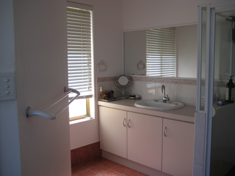 6 Aquilla Street, Jurien Bay WA 6516