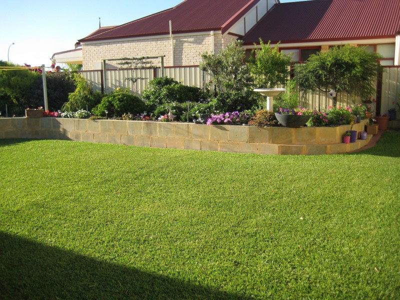 6 Aquilla Street, Jurien Bay WA 6516