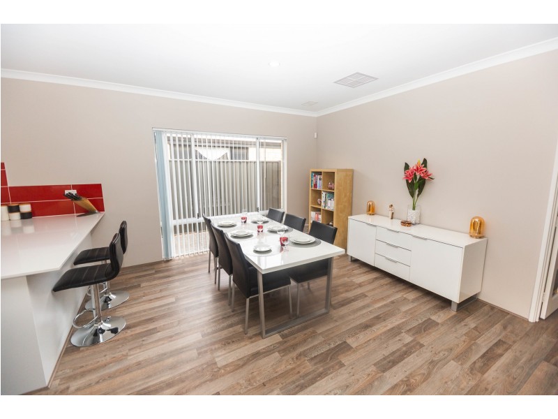 209 Grandis Boulevard, Banksia Grove WA 6031