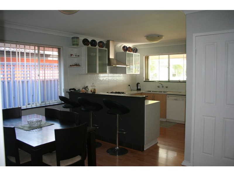 9 Bardfield Way, Gosnells WA 6110