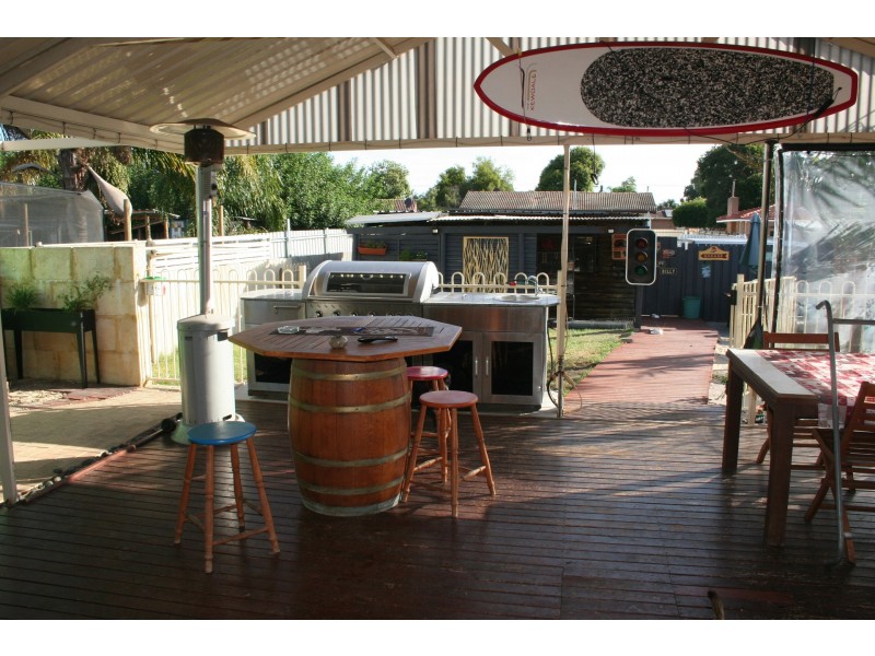 9 Bardfield Way, Gosnells WA 6110