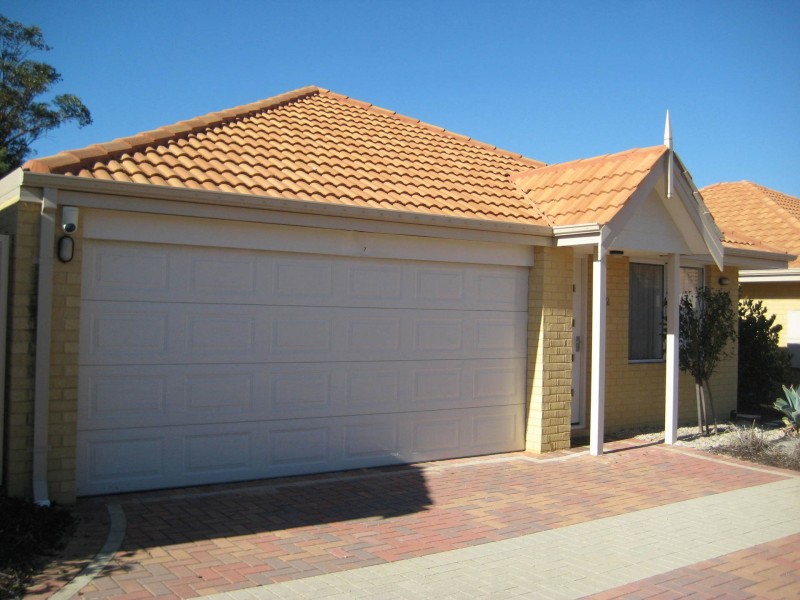 2/42 Merrifield Avenue, Kelmscott WA 6111