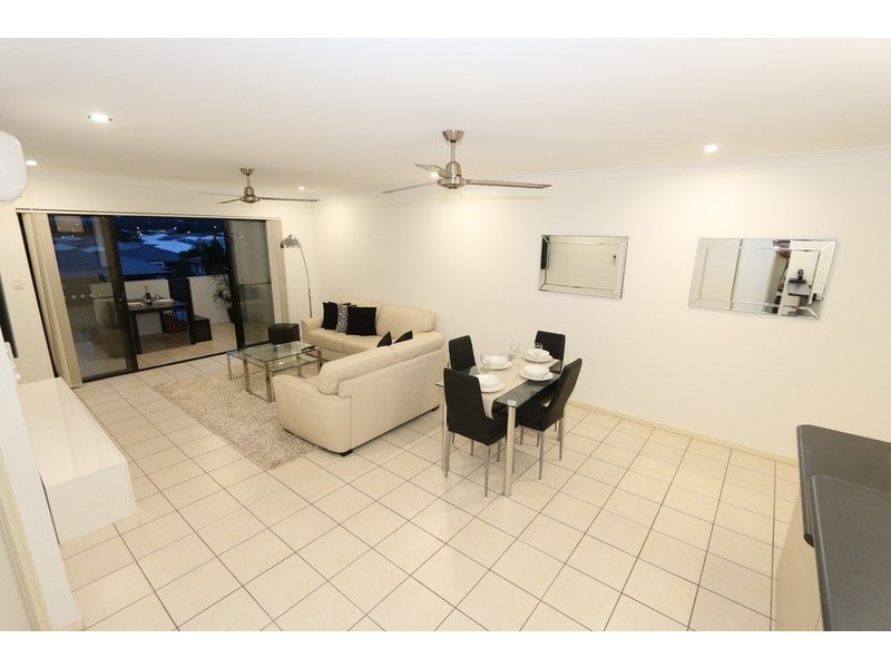 3/58 Redlynch Intake Road, Redlynch QLD 4870