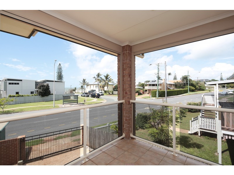 113 Prince Edward Parade, Scarborough QLD 4020