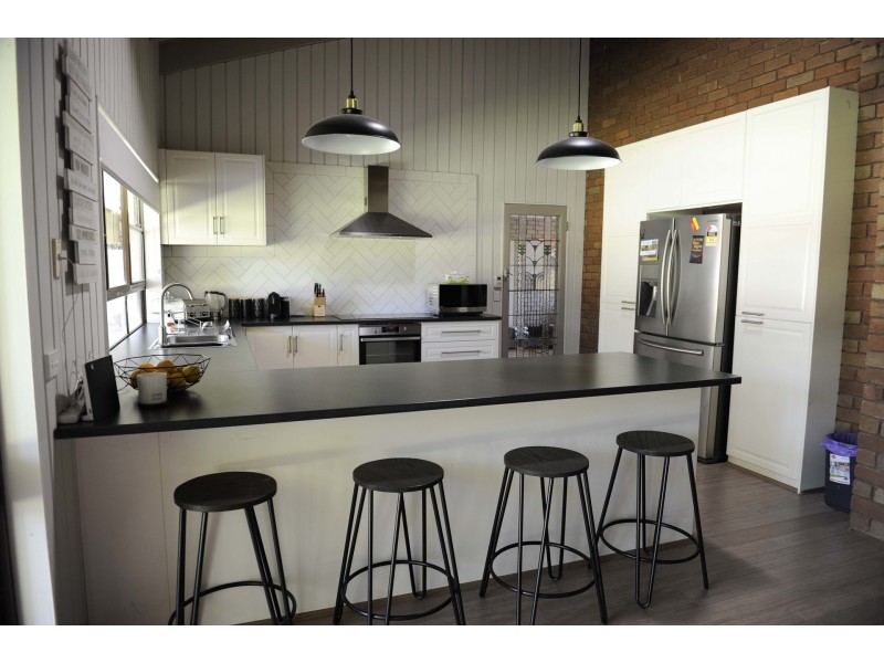 235 – 237 Edward street, Forbes NSW 2871