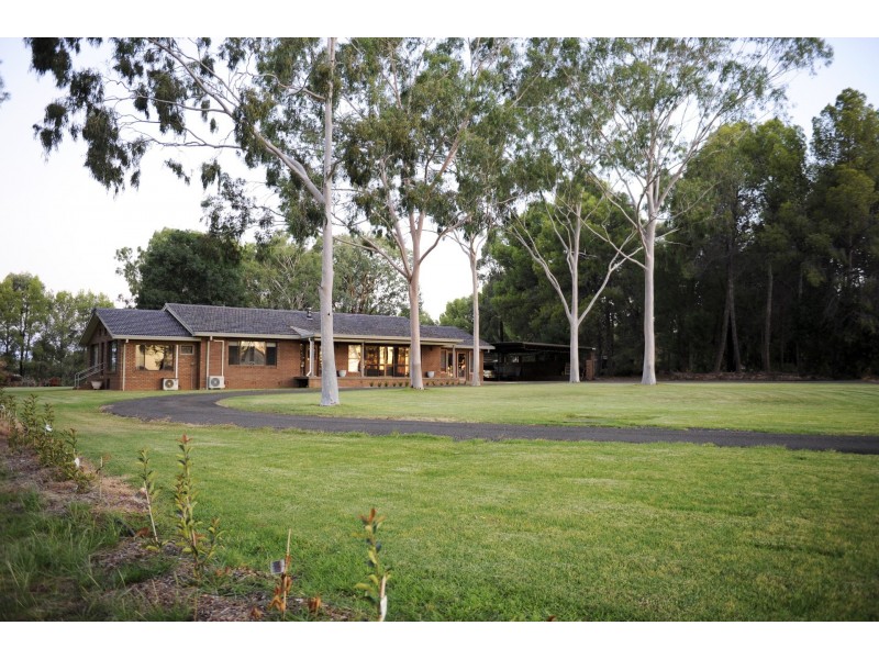 235 – 237 Edward street, Forbes NSW 2871