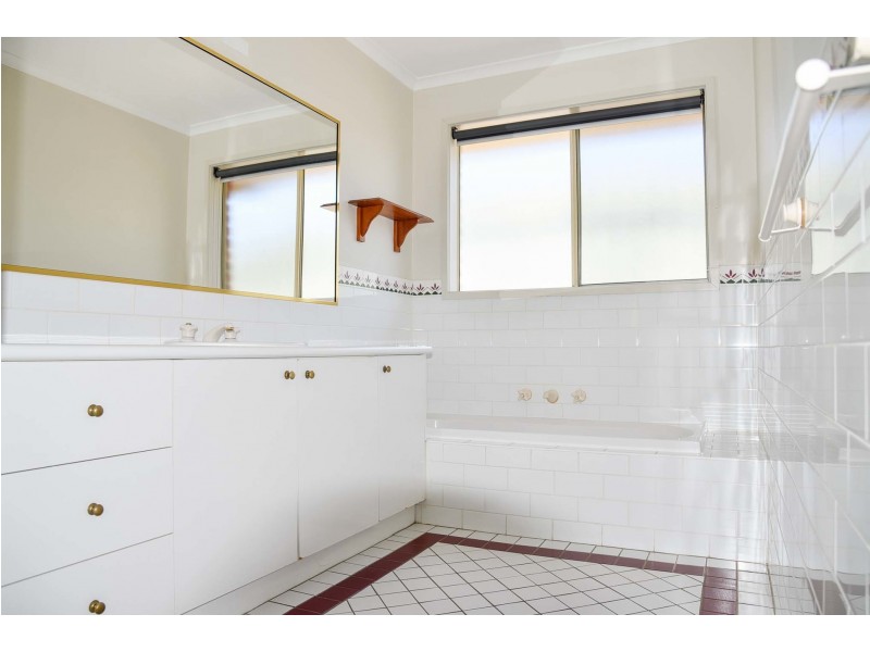 3 Mortlock Drive, Wodonga VIC 3690