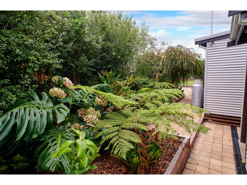 24 Heavitree Road, Denmark WA 6333