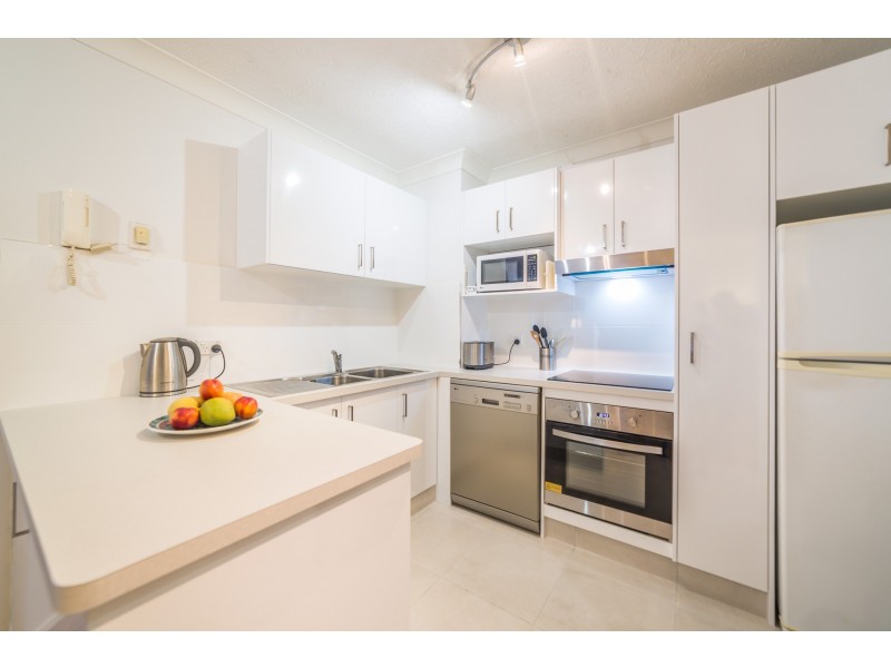 5/45 Pohlman Street, Southport QLD 4215