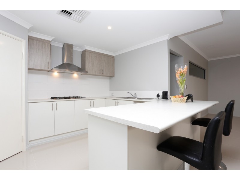 4 Fulbrooke Loop, Canning Vale WA 6155