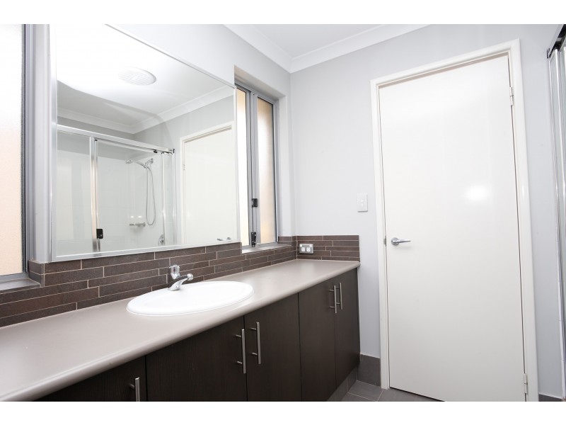 4 Fulbrooke Loop, Canning Vale WA 6155
