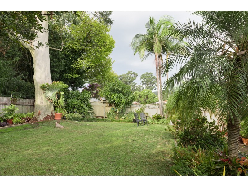 27 Walker Road, Wyoming NSW 2250