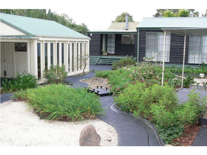 2A Pascoe Road, Boronia VIC 3155