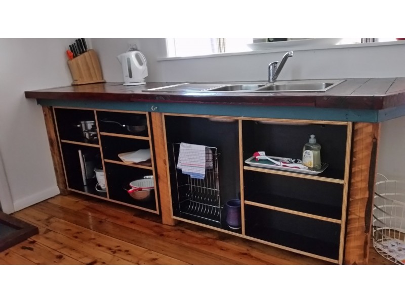 42 Centenary Avenue, Wandiligong VIC 3744