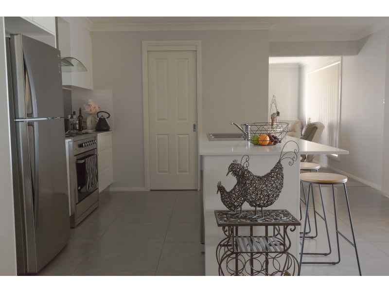 10 Glasson Drive, Orange NSW 2800