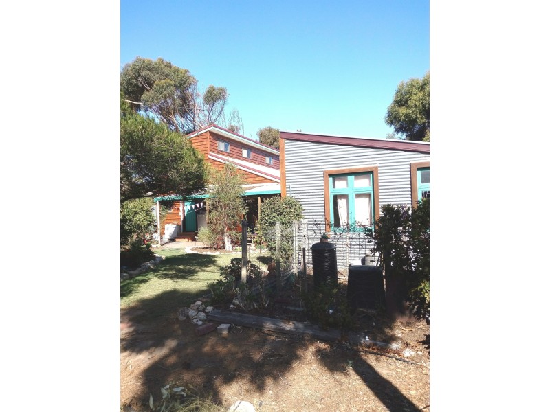9 Lundstrom Street, Goolwa Beach SA 5214