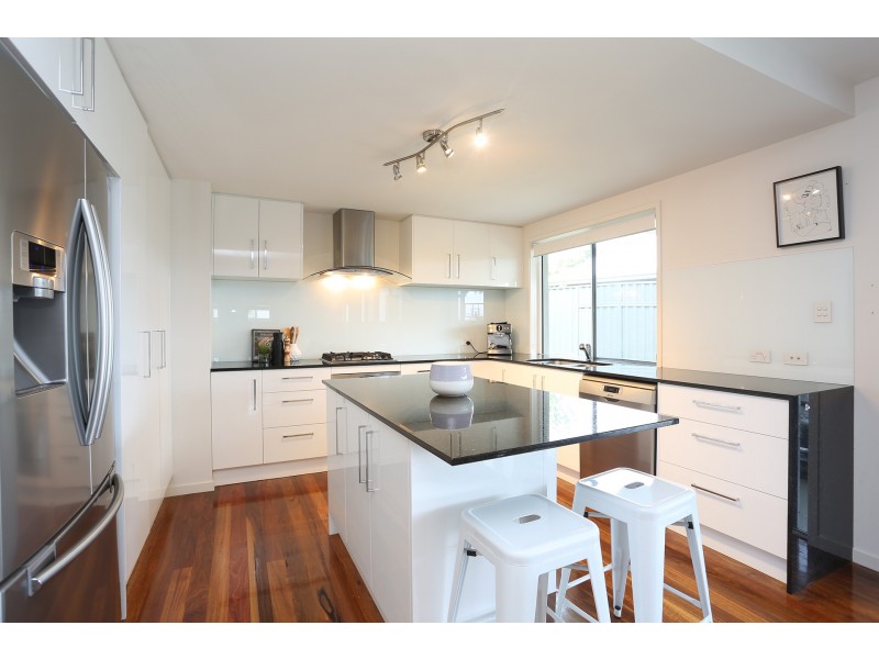 35 Yarabah Crescent, Shailer Park QLD 4128