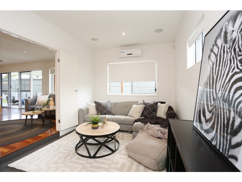 35 Yarabah Crescent, Shailer Park QLD 4128