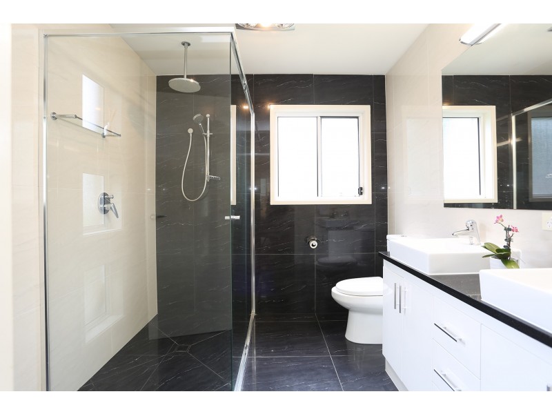 35 Yarabah Crescent, Shailer Park QLD 4128
