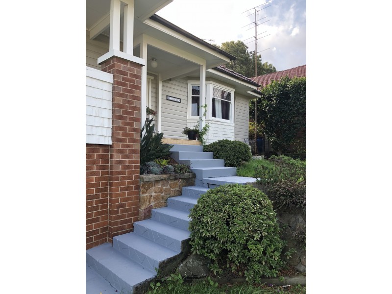 32 Rosemont Street, West Wollongong NSW 2500