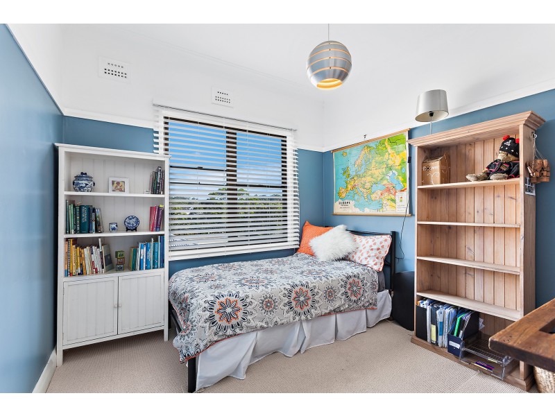 32 Rosemont Street, West Wollongong NSW 2500