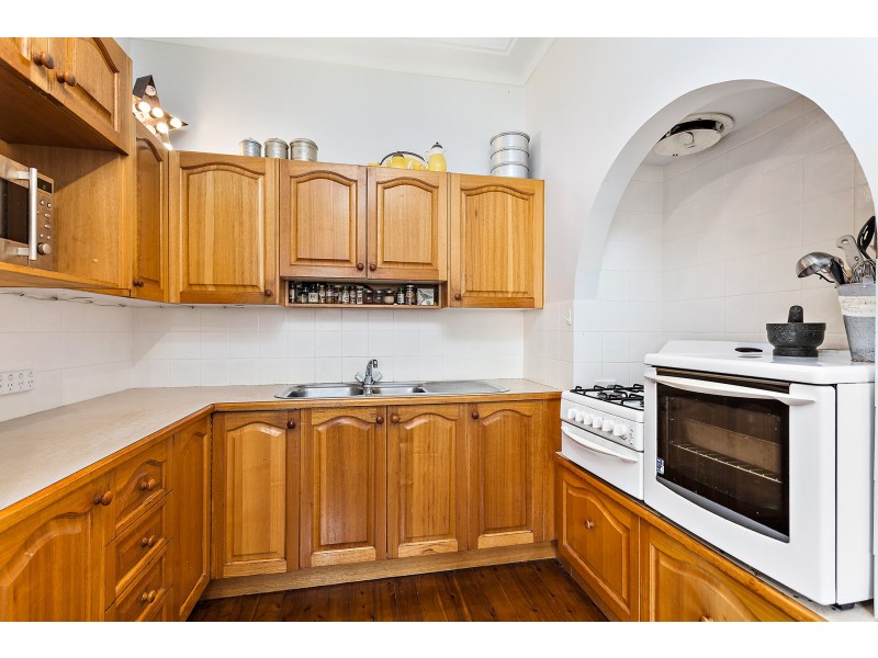 32 Rosemont Street, West Wollongong NSW 2500