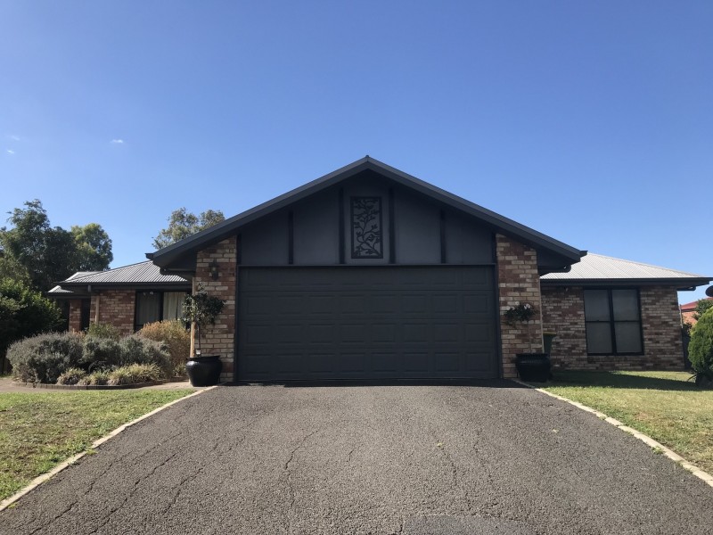 18 Belclaire Drive, Westbrook QLD 4350
