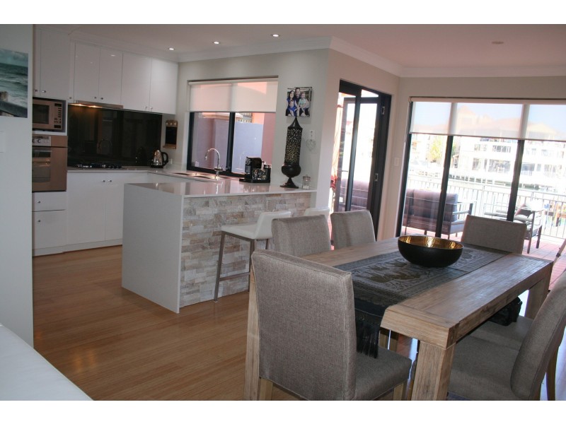 20/69 Westview Parade, Wannanup WA 6210